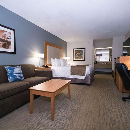 פרל Best Western Airport Inn מראה חיצוני תמונה